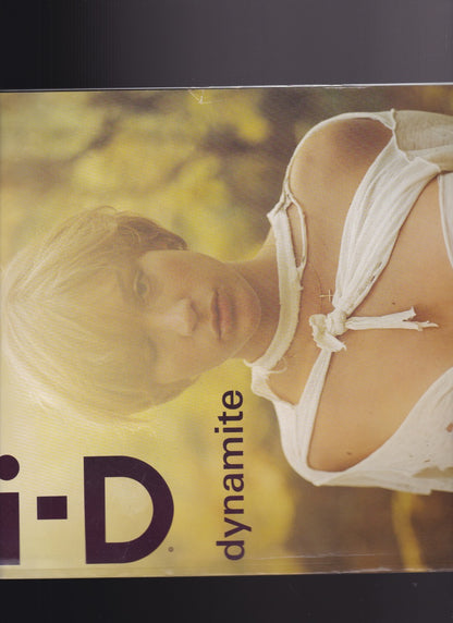 I-D Magazine 194 - Chloe Sevigny 2000